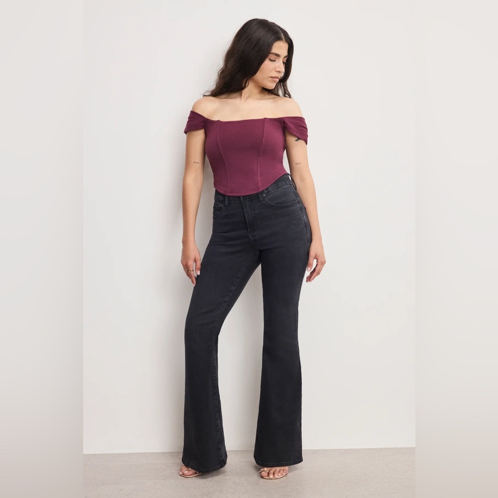 Good American - DOLLY JOLEANS PETITE FLARE JEANS - black